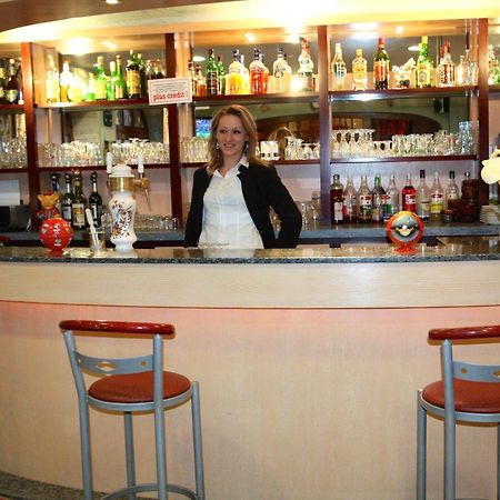 Hotel Restaurant Des Deux Vallees Entraygues-sur-Truyère Zewnętrze zdjęcie