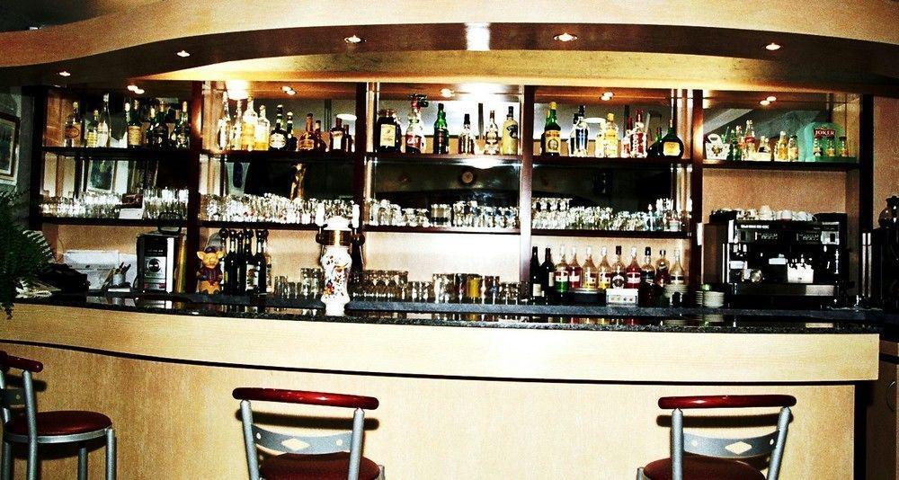 Hotel Restaurant Des Deux Vallees Entraygues-sur-Truyère Zewnętrze zdjęcie