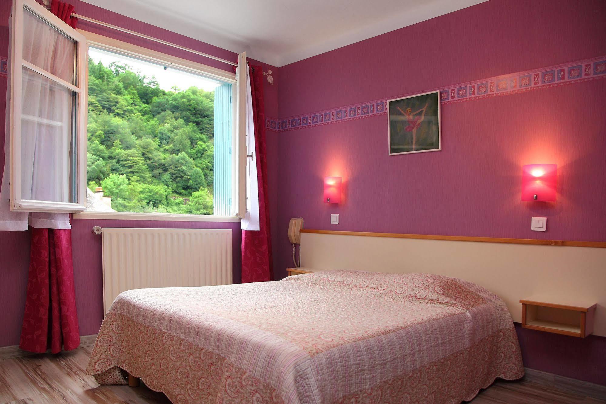 Hotel Restaurant Des Deux Vallees Entraygues-sur-Truyère Zewnętrze zdjęcie