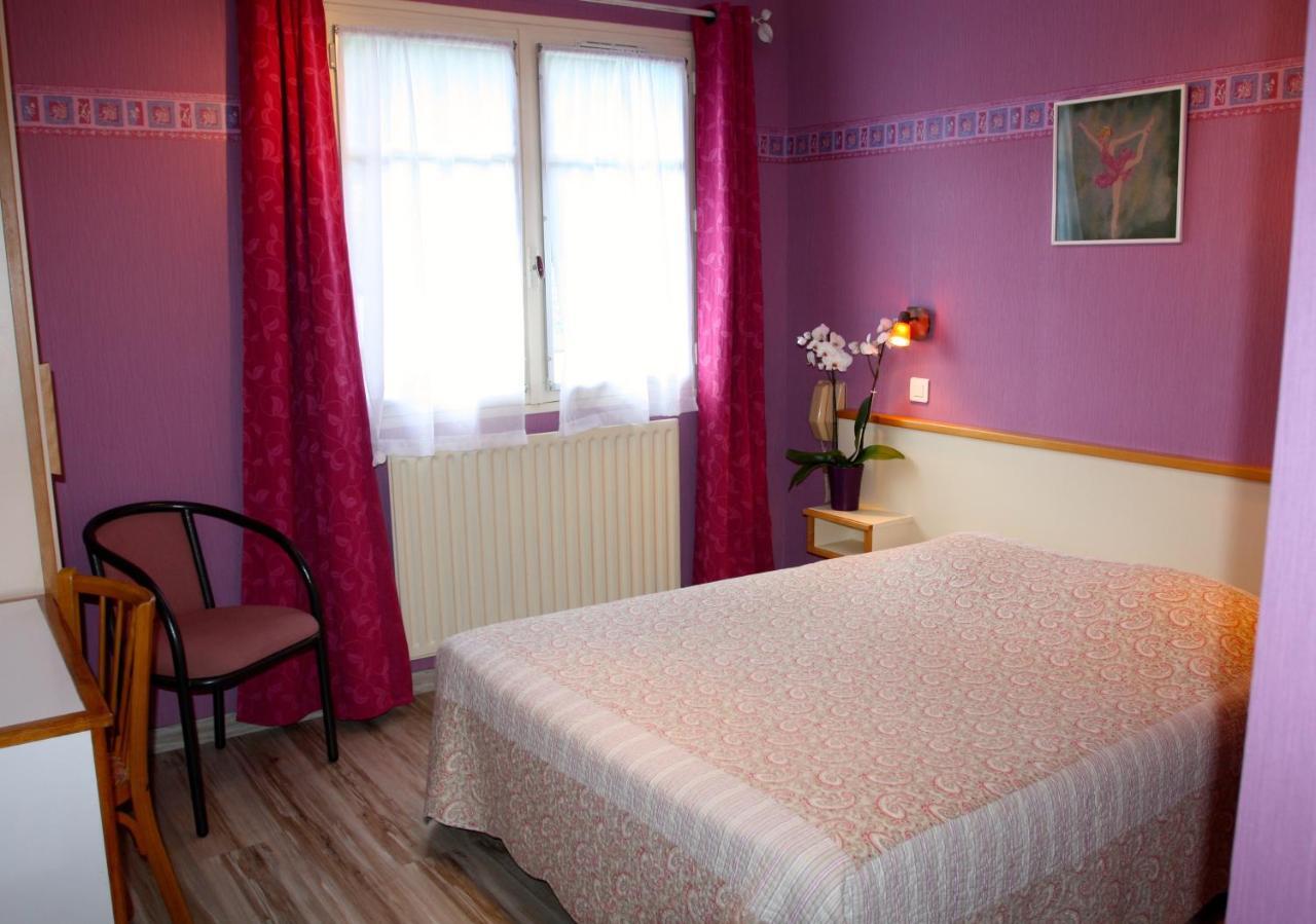 Hotel Restaurant Des Deux Vallees Entraygues-sur-Truyère Zewnętrze zdjęcie